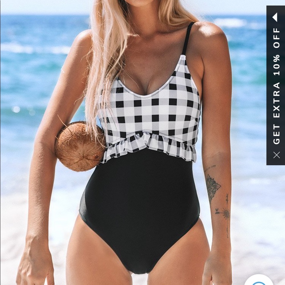 NWT Cupshe Black and White checkered one piece swimsuit